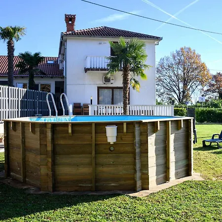 In 15536 Tatil Evi Ika