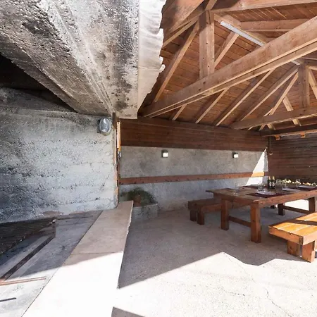 In 15536 Hébergement de vacances *